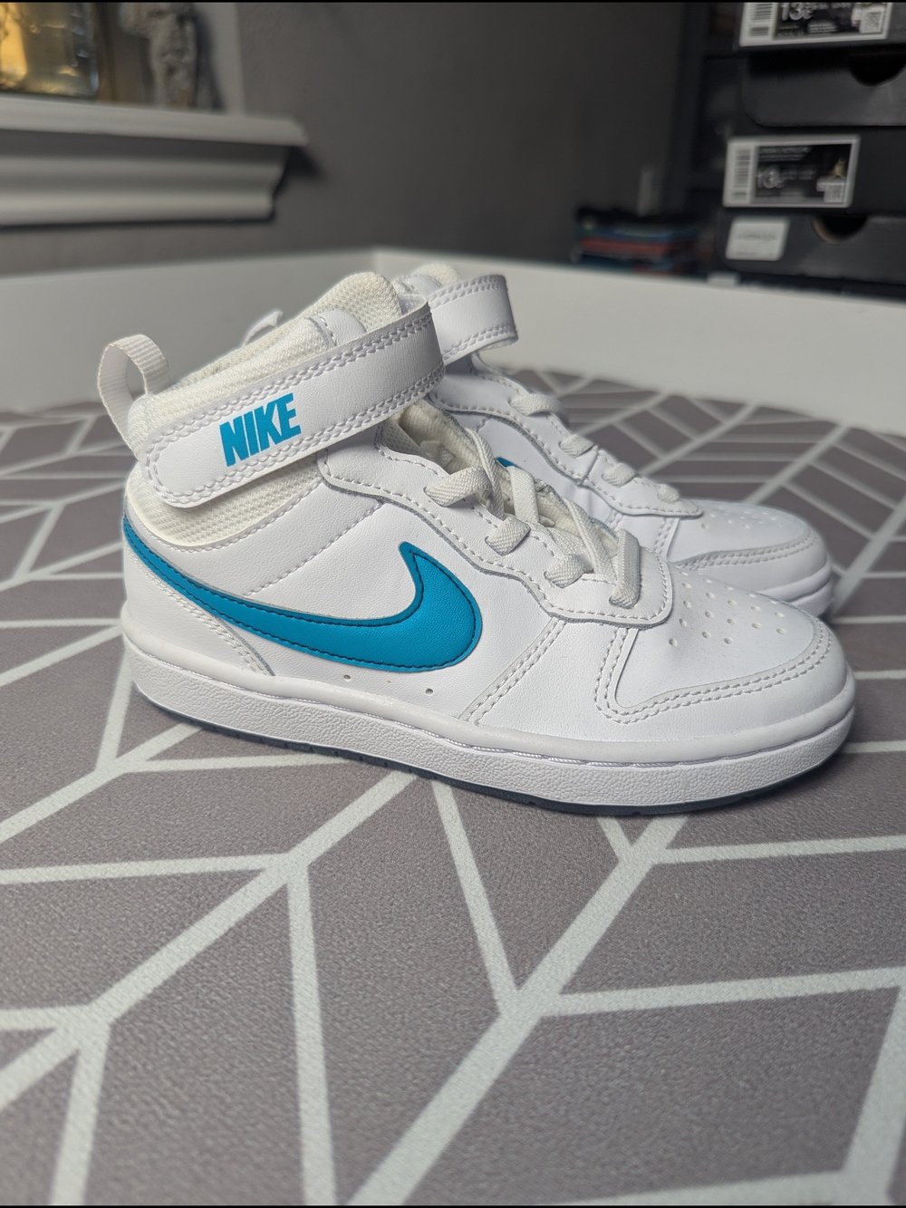 Nike Kids White & Teal Mid-Top Sneakers